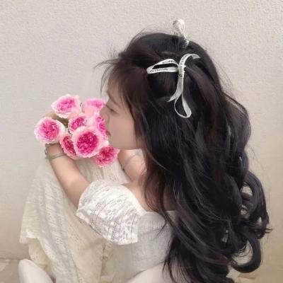 豪宅门口实拍：一线女星新恋情浮出水面，后援会发声明
